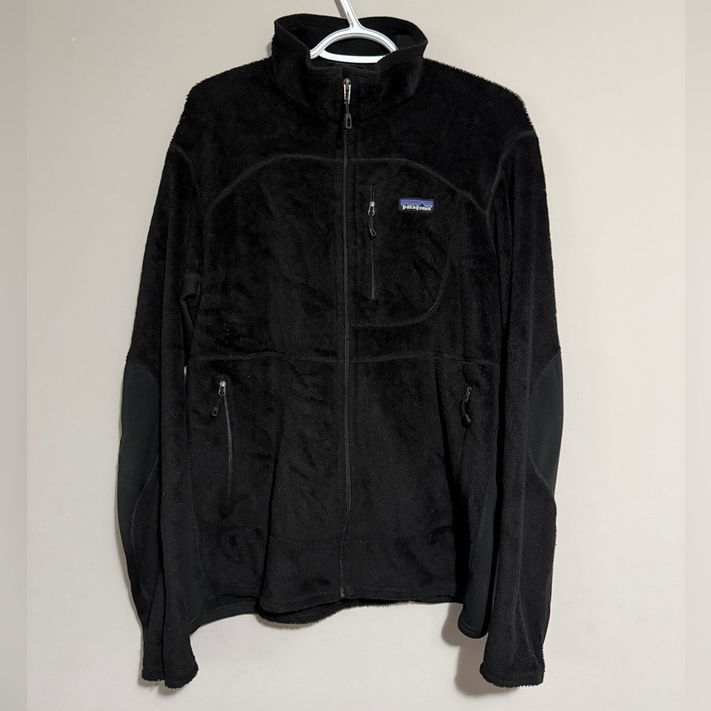 Patagonia Men's Black Fleece Jacket